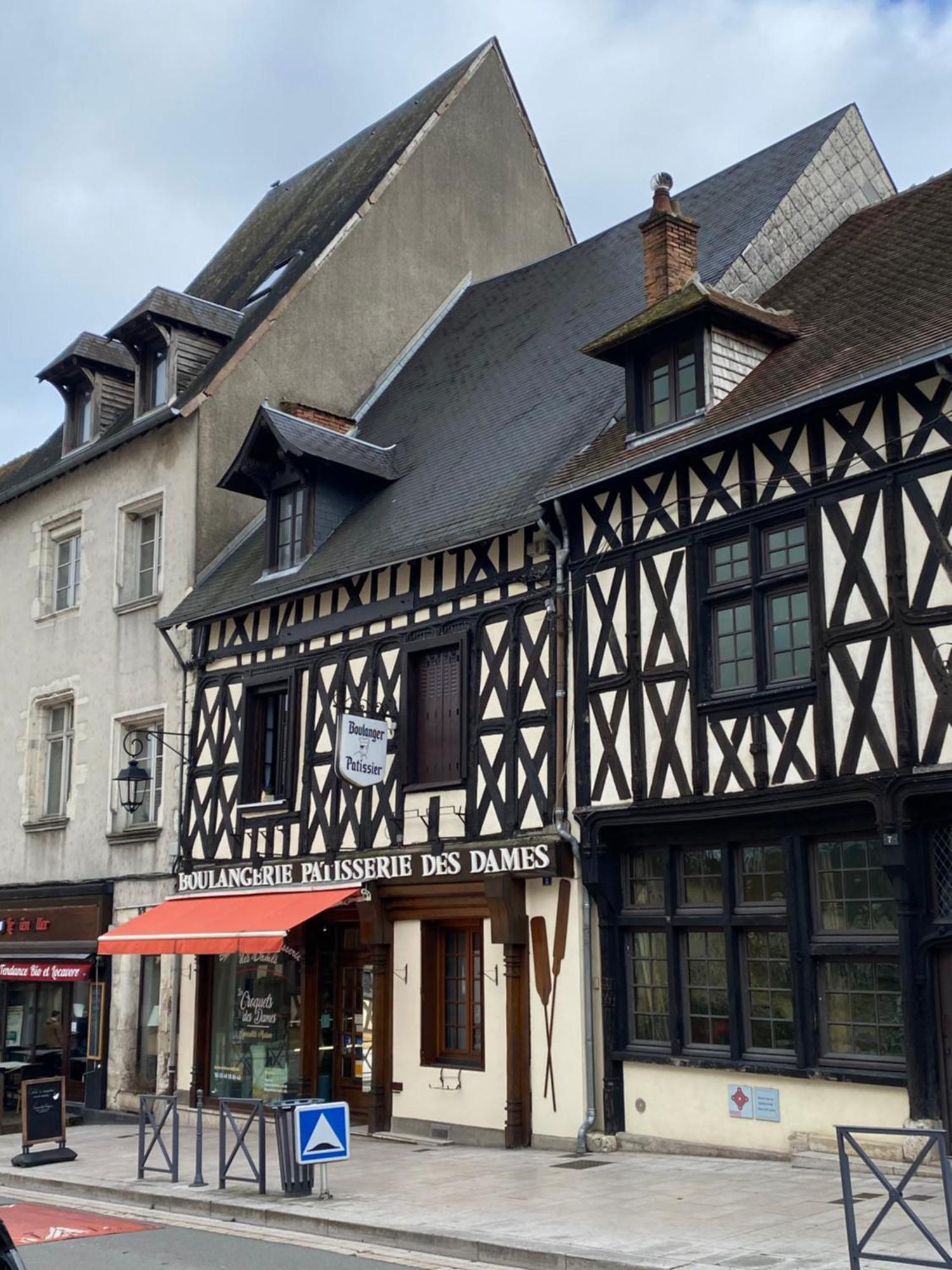 La Cabane Aubigny-sur-Nère Esterno foto