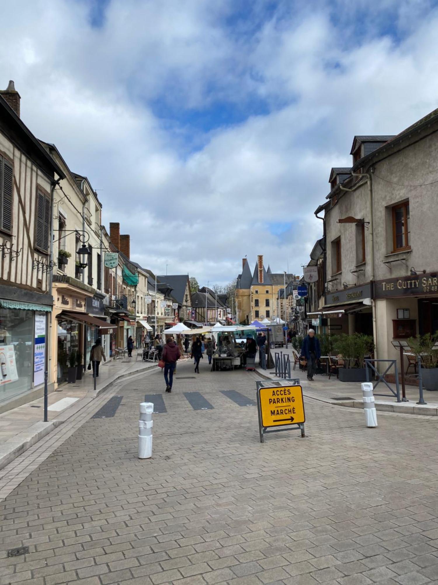La Cabane Aubigny-sur-Nère Esterno foto